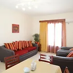 Bay 4*