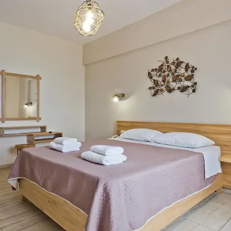 Bay Aparthotel 4*