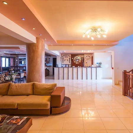 Bay Aparthotel 4*